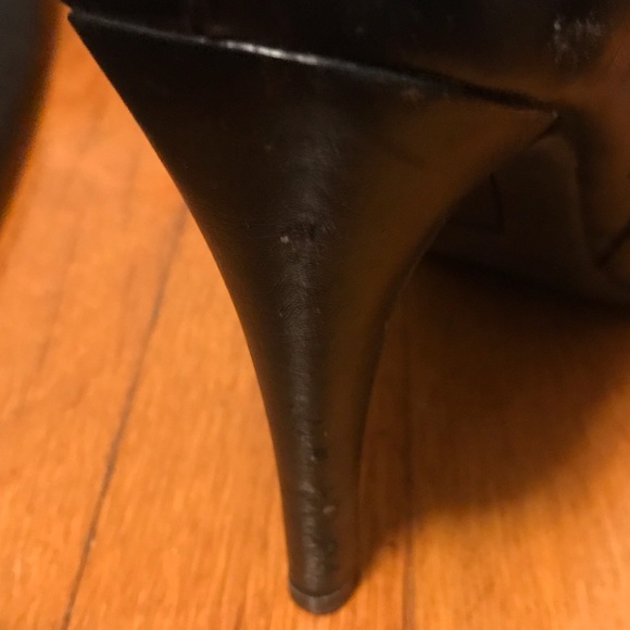 Women’s Shoes - Picture 2 of 2